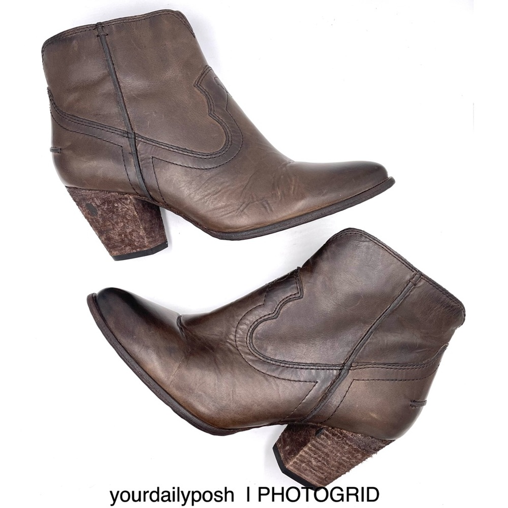 Frye brown leather distressed Renee seam short western ankle boots US size 7.5